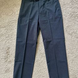 Kirkland Signature Mens Comfort Dress Pant (36x32) Black/Grey (contact info removed)