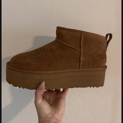 Uggs Ultra Mini Chestnut Size 8