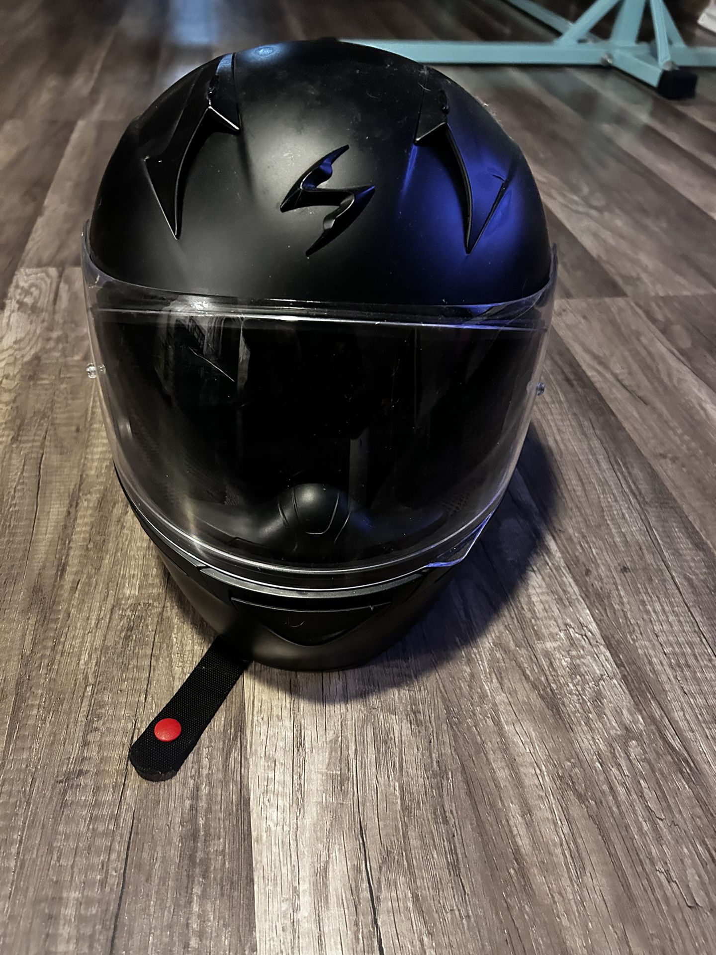 Scorpion Medium Matte Black Helmet