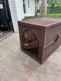 Dog cage $1)0