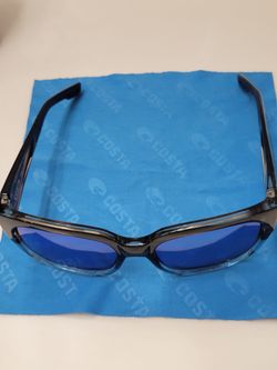 Costa Sunglasses with Blue Mirror 580 Lenses