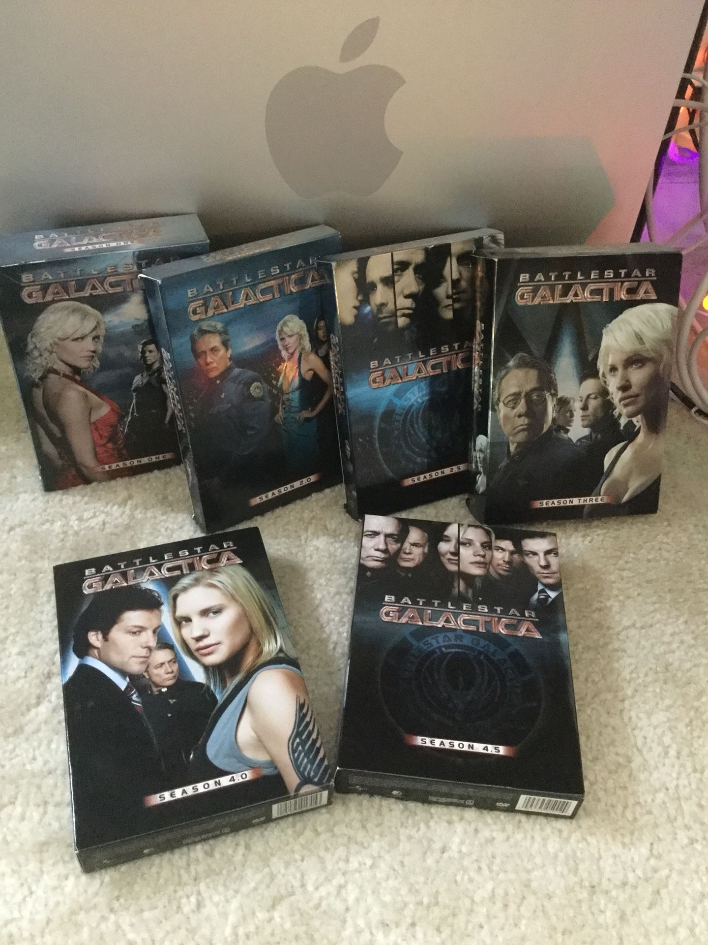 I have the complete Seasons for Battlestar Galactica from Season 1 -Season 4.5 😎👍🍿. 📀📀📀📀📀 🎥