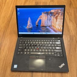 Lenovo ThinkPad T490 core i5 8th gen 16GB Ram 256GB SSD Windows 11 Pro 14” UHD Screen  Laptop with charger in Excellent Working condition!!!!!  Specif
