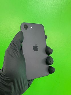 Apple iPhone 16e 128GB