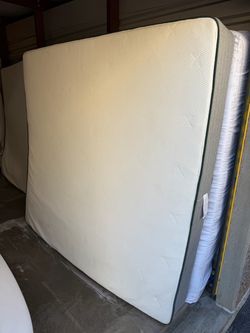 King Size Mattresses Hybrid Plush medium firm