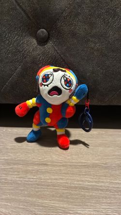 Pomni plushy keychain