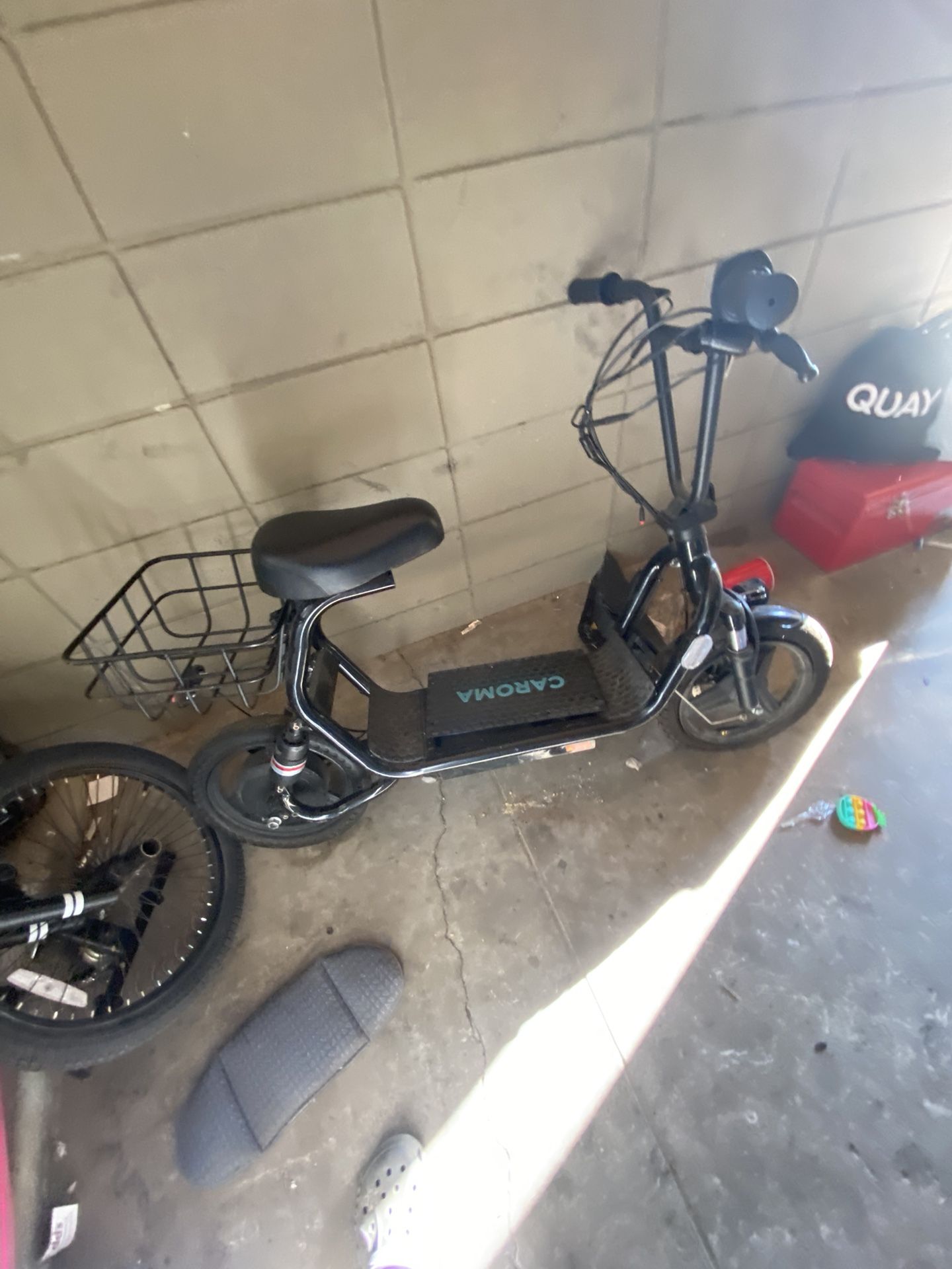 Caroma Peak 1200W Electric Scooter