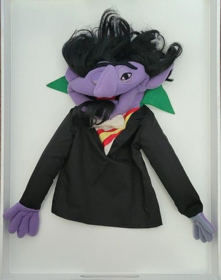 Sesame Street Count Von Count Hand Puppet Questor Education 1976