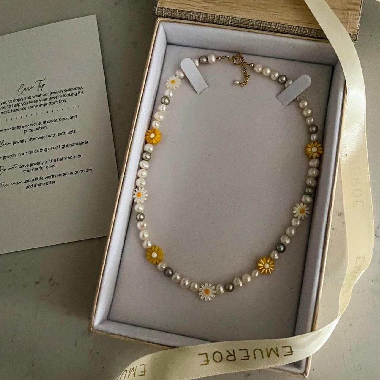Emueroe Daisy Chain Pearl Necklace