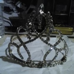 Tiara 