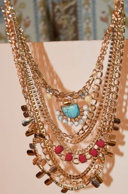 LADIES COSTUME NECKLACE #3