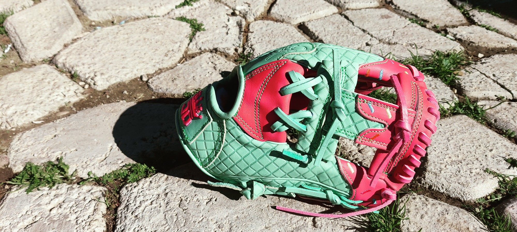 11.50" Baseball Glove Ice scream