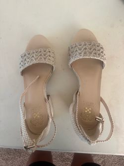 Vince camuto summer short heels size 10