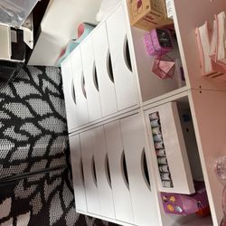 NAIL DESK FROM MICHEALS Please Read Description 