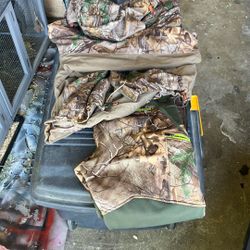 Huge Under armor Camo Pants 34 And Jacket 2XL Hunting Vest Gear Lot