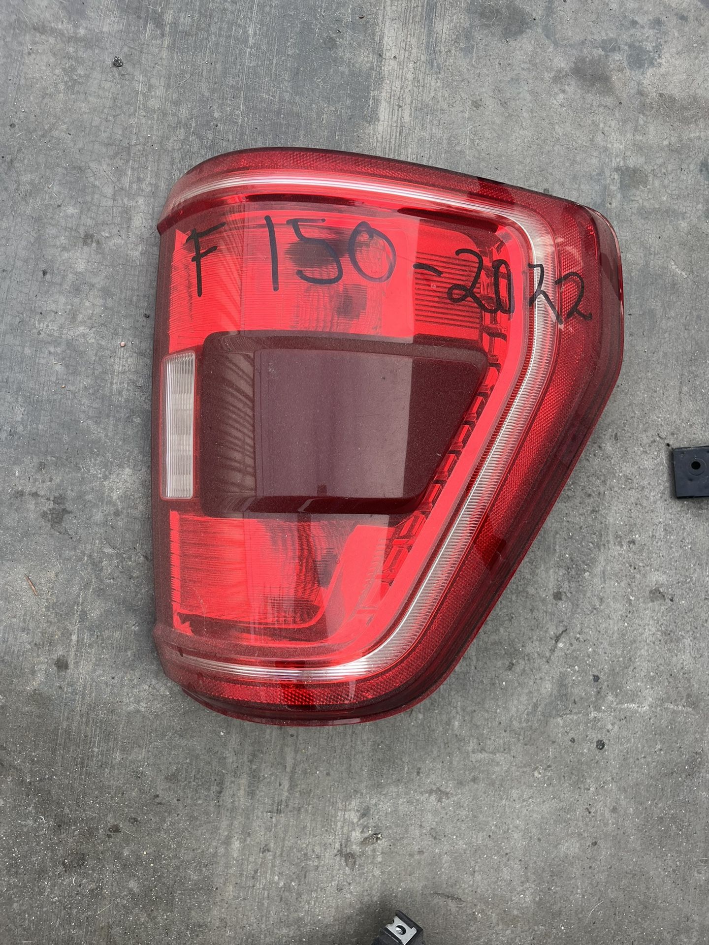 2022 Ford F150 Tail light