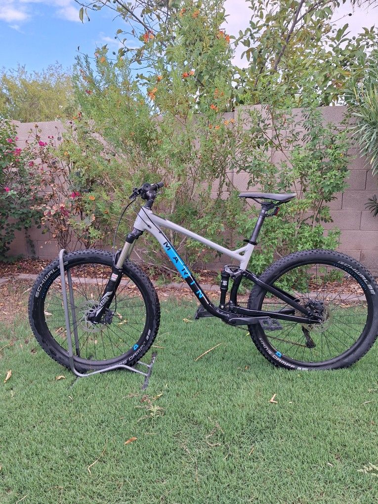 MARIN HAWK HILL 1 FULL SUSPENSION MOUNTAIN BIKE 27.5 INCH LIKE NEW ( CHECK MY OTHER BIKES)
