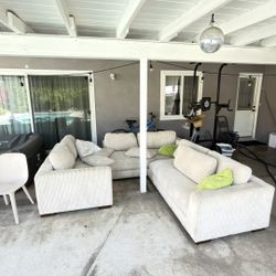 Living Room Couch For Sale In Good Condition