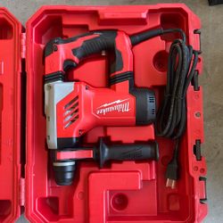 Milwaukee Roto hammer 
