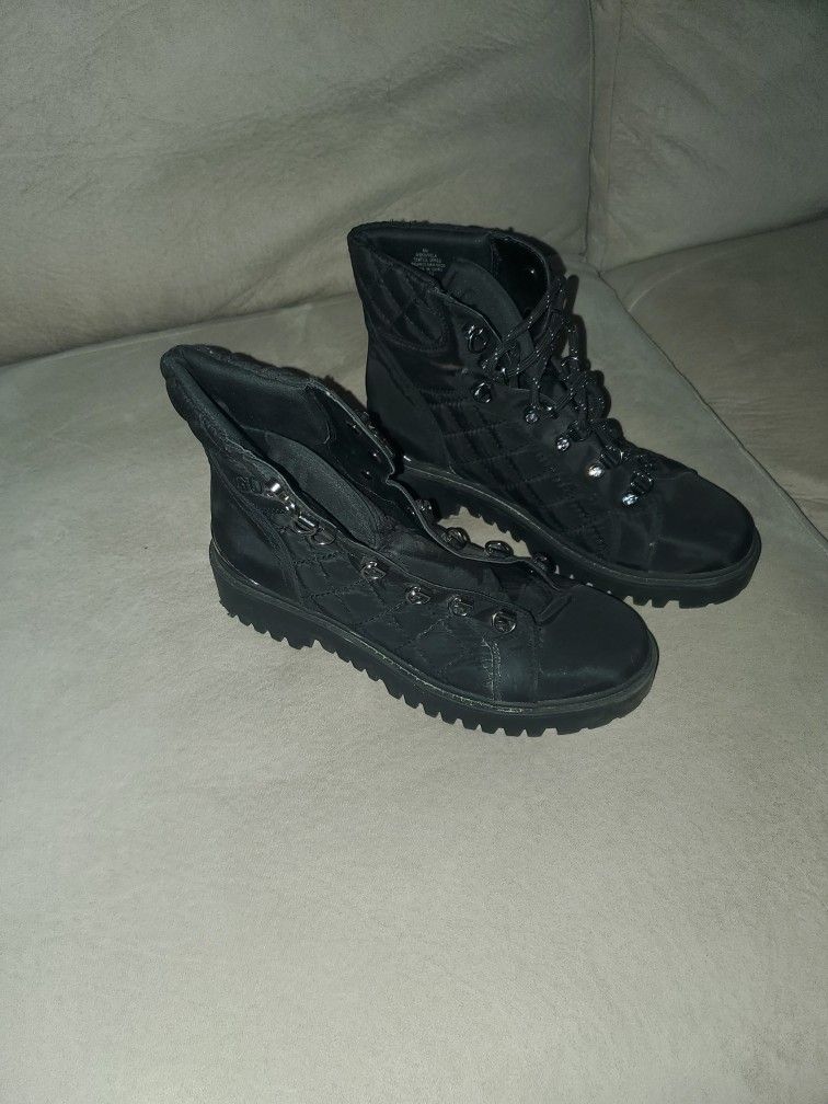 Guess Boots