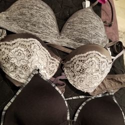 3 Bras