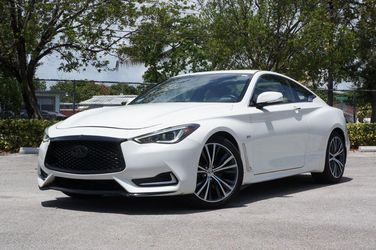 2017 INFINITI Q60