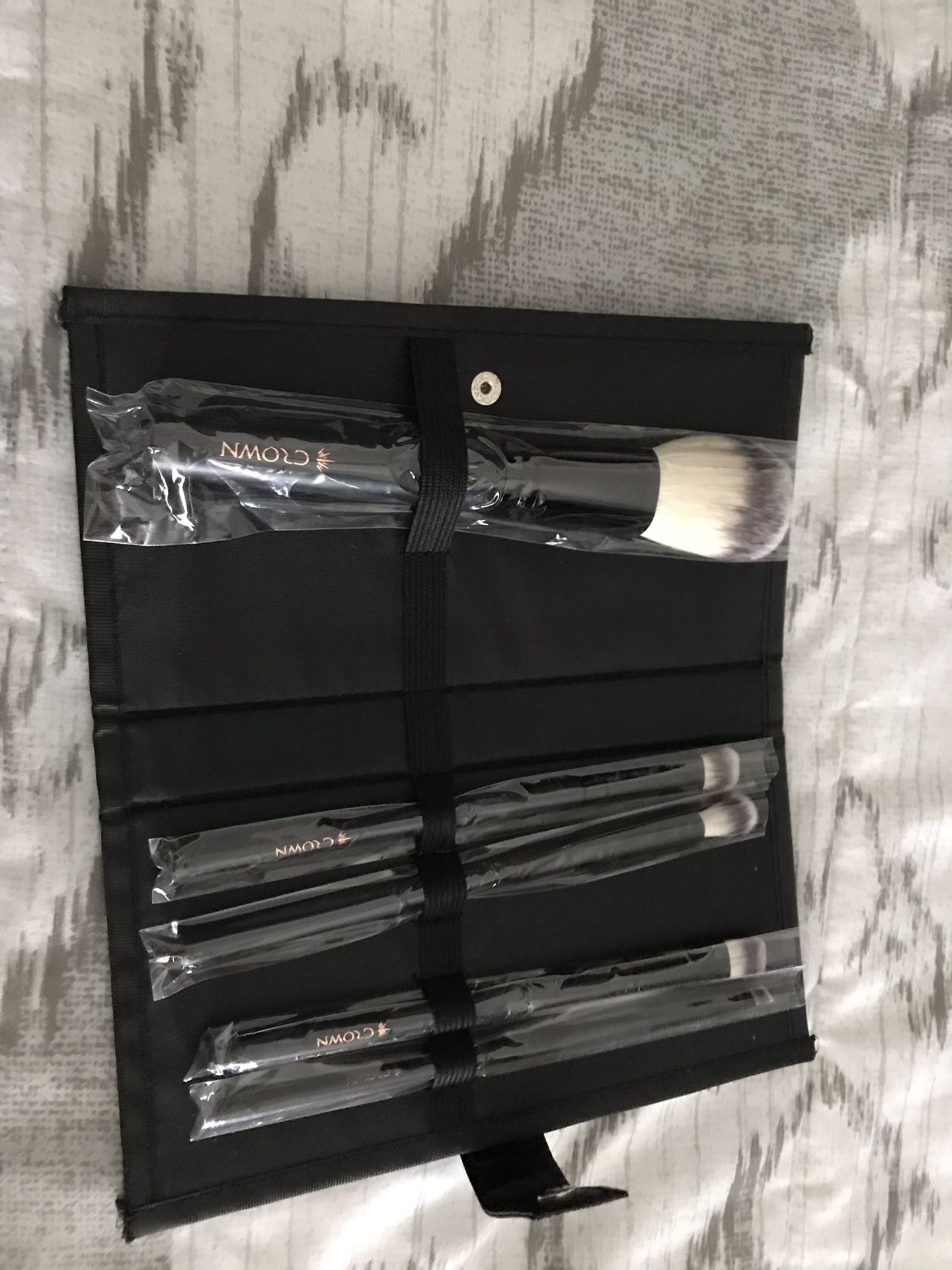 Makeup brushes