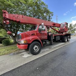 40400A8 TRUCK CRANE STERLING CRANE MANITEX 38124 40 TONS HIGH 124'