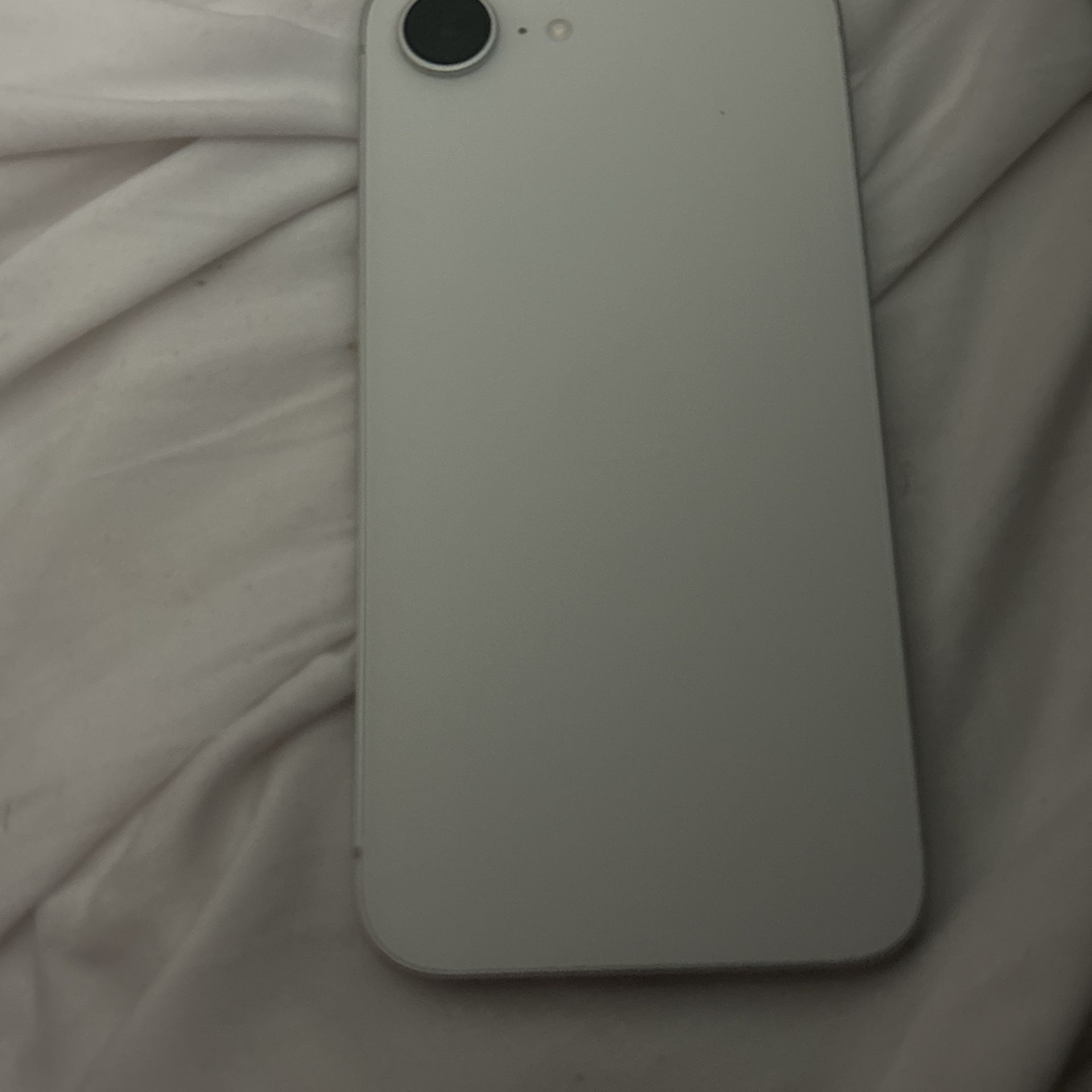 iphone 16 e