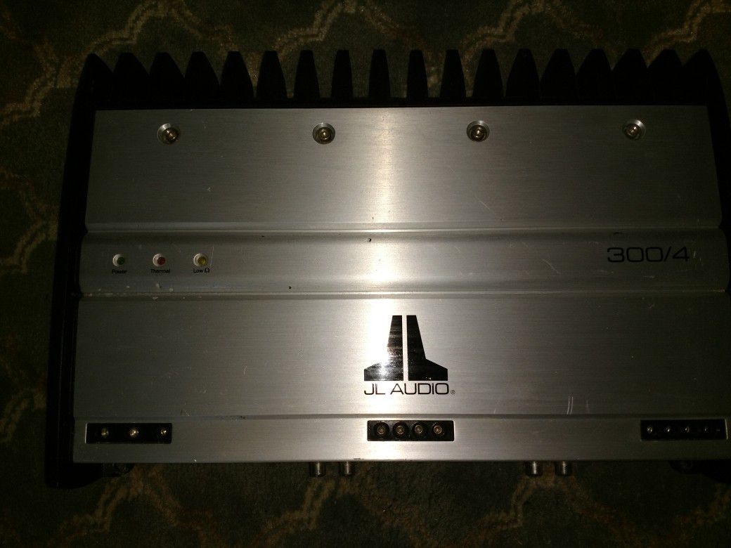 JL Audio 300/4 amp