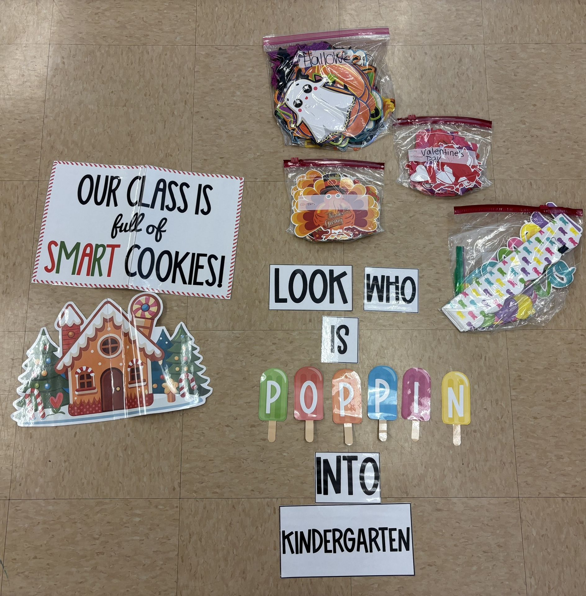 Classroom Holiday Themed Bulletin Board Decor