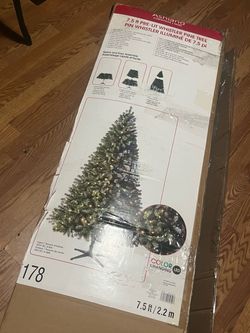 Ashland 7.5ft pre-lit whistler pine Christmas tree
