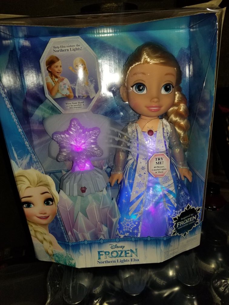 Frozen Northern lights Elsa