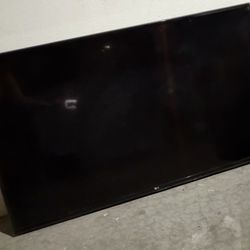 LG TV 55”  $90