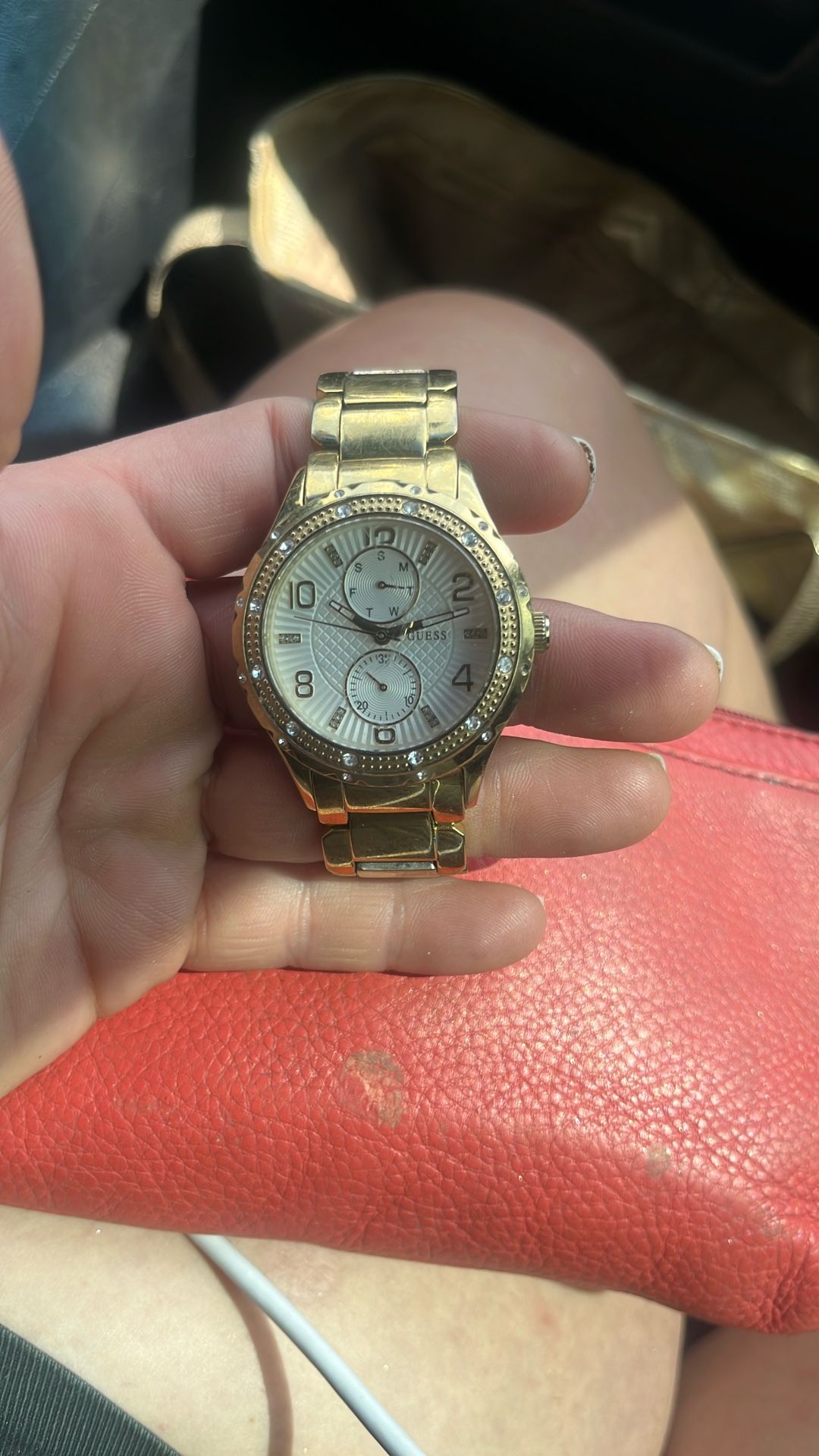 Guess Siren Diamonds Silver Dial Gold Steel Strap Watch For Women - W0442L2