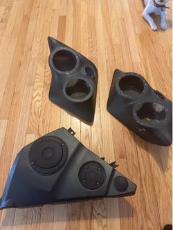 Factory slingshot speaker pods