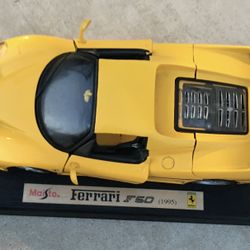Mint" MAISTO 1995 FERRARI F50 SPECIAL EDITION YELLOW