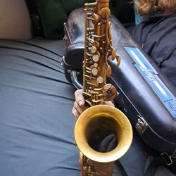 Antique Selmer Paris Auto Saxsphone