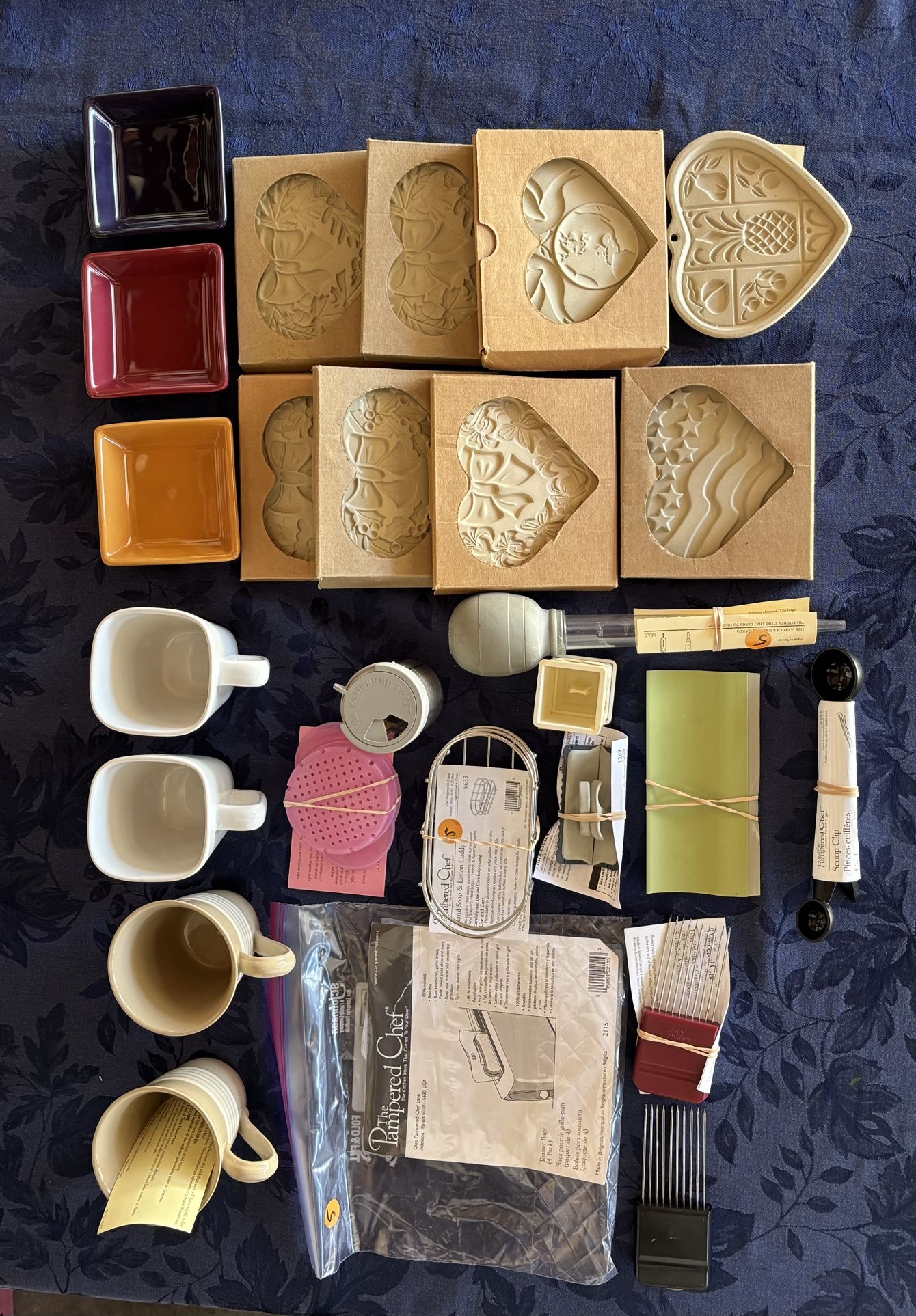 Pampered Chef Products MUST SELL $2 Each
