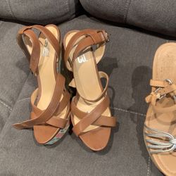 Women’s Shoes Size 7.5 NEW Wedge Coach, GuESs