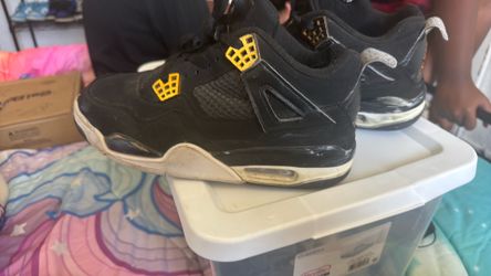Jordan 4’s