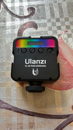 Ulanzi VL49 RGB Light