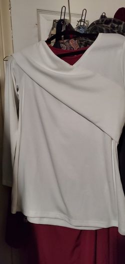 White V Neck Long Sleeve 