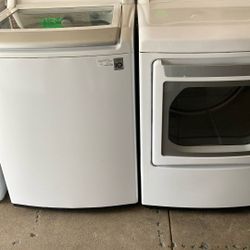 LG Washer And Gas Dryer Set