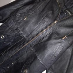 Woman's  Coat Mid Drift Leather
