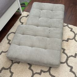 48x31(25)” Sofa Cushion 