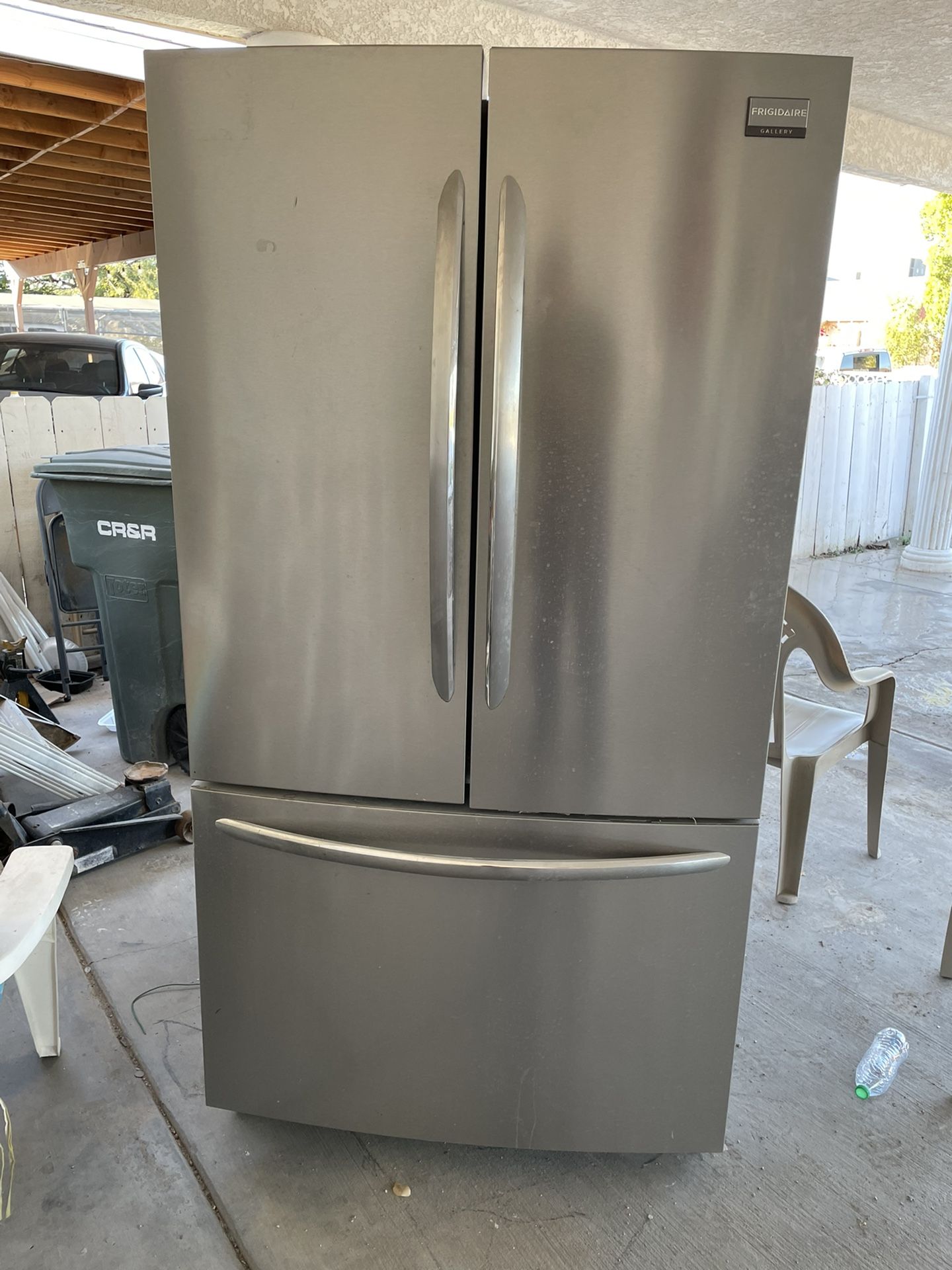 Frigidaire gallery Refrigerator