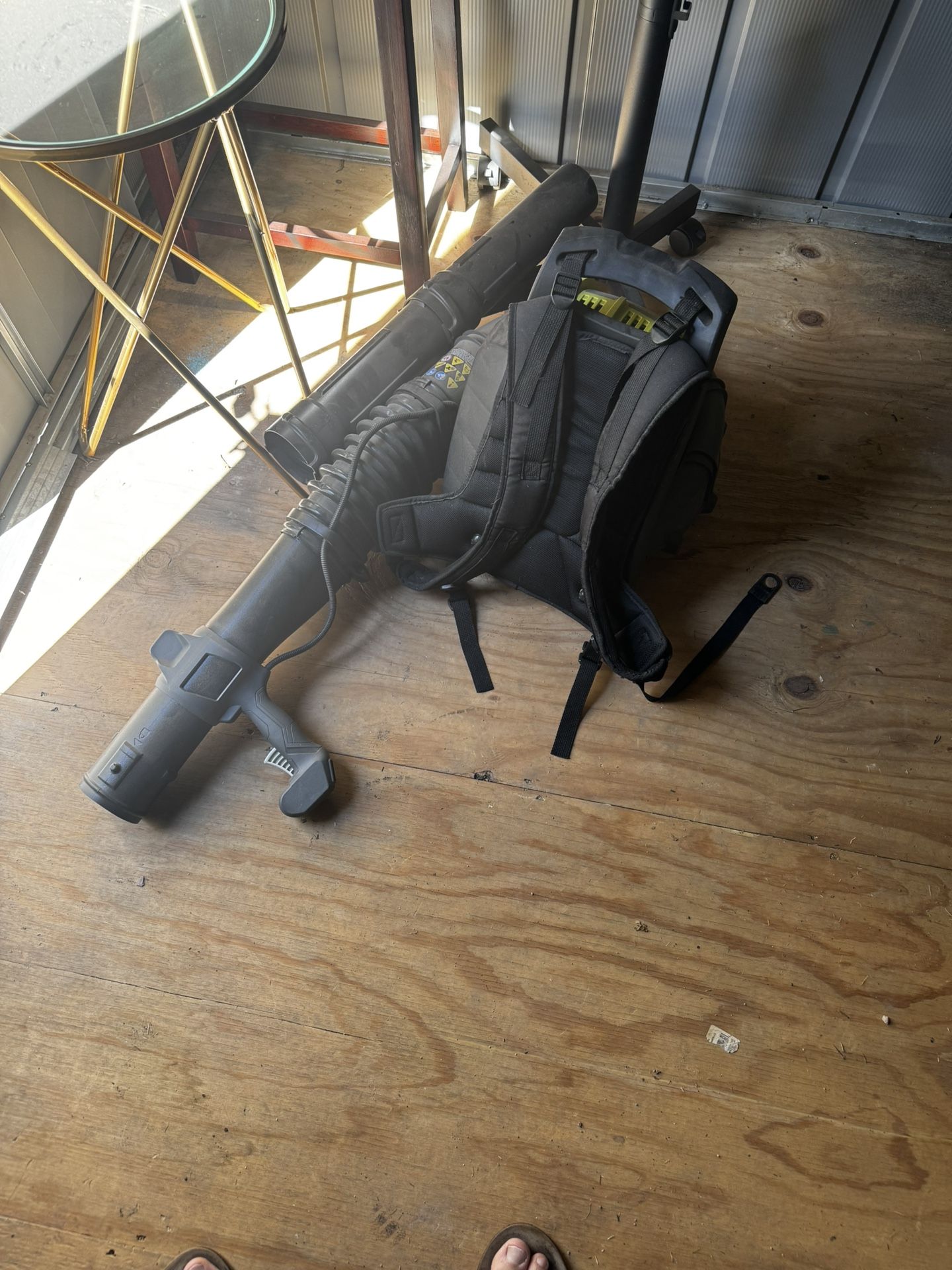 Roybi Leaf Blower