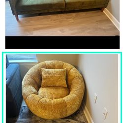 Great Condition Furniture Pieces In Sinking Spring 