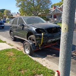 2008 Ml 320 No Motor Tranny Or Cats And Toyota Corolla